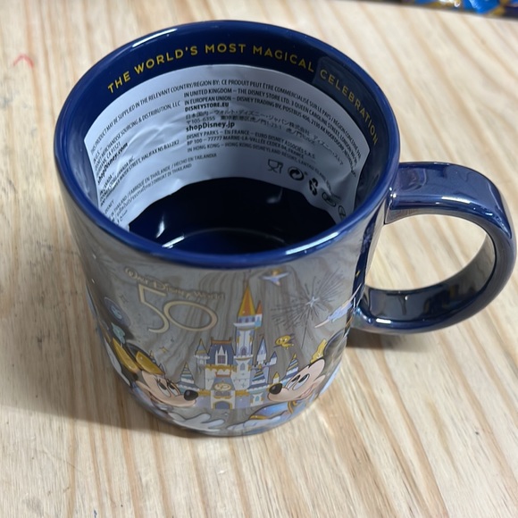 Walt Disney World 50th Anniversary exclusive Mug - Picture 3 of 4